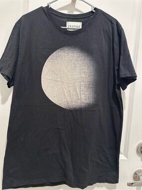 Vestige Black Short Sleeve Crewneck Tee with Faded White Circle Graphic